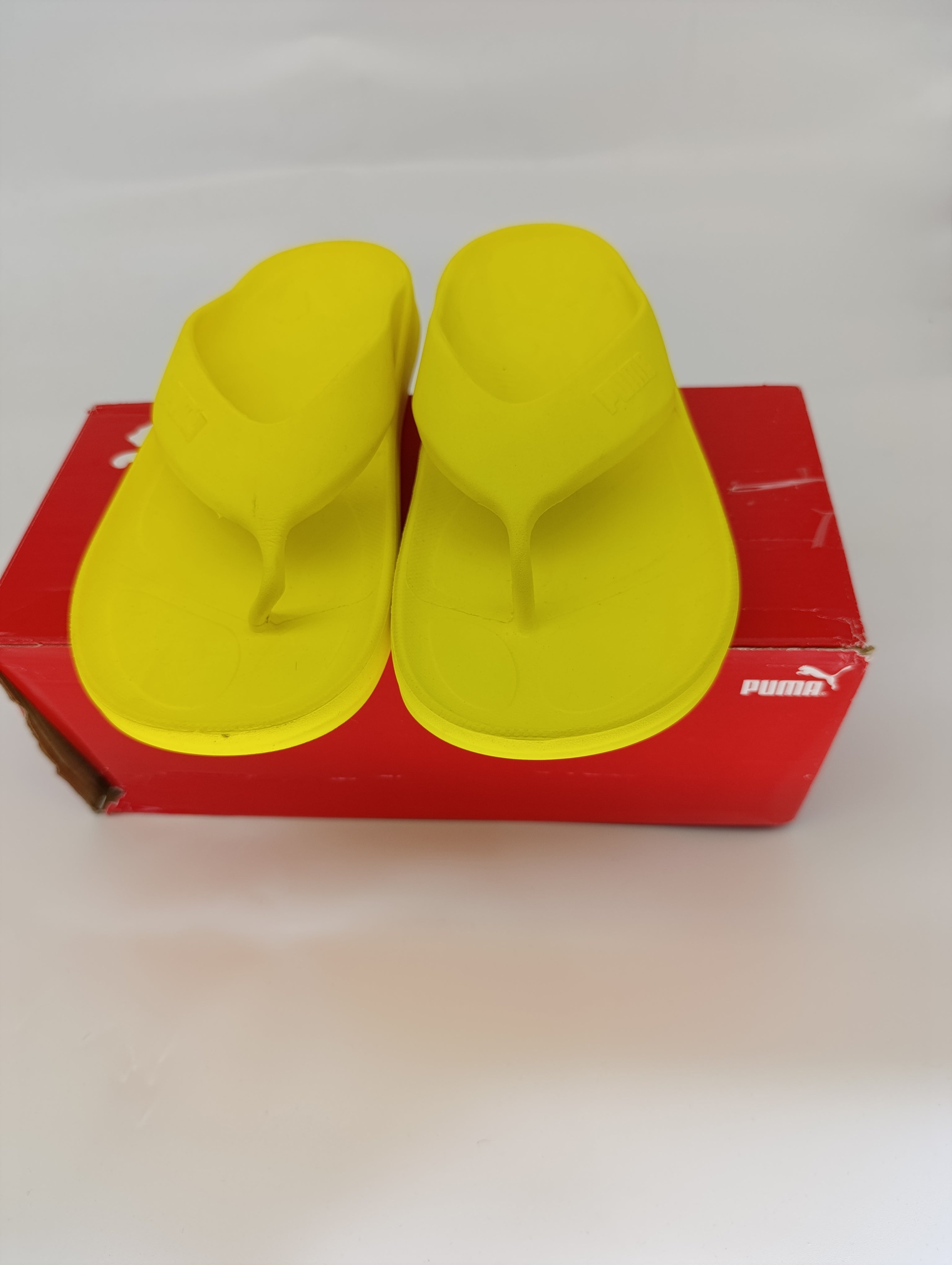PUMA Women Wave Flip RES Slippers