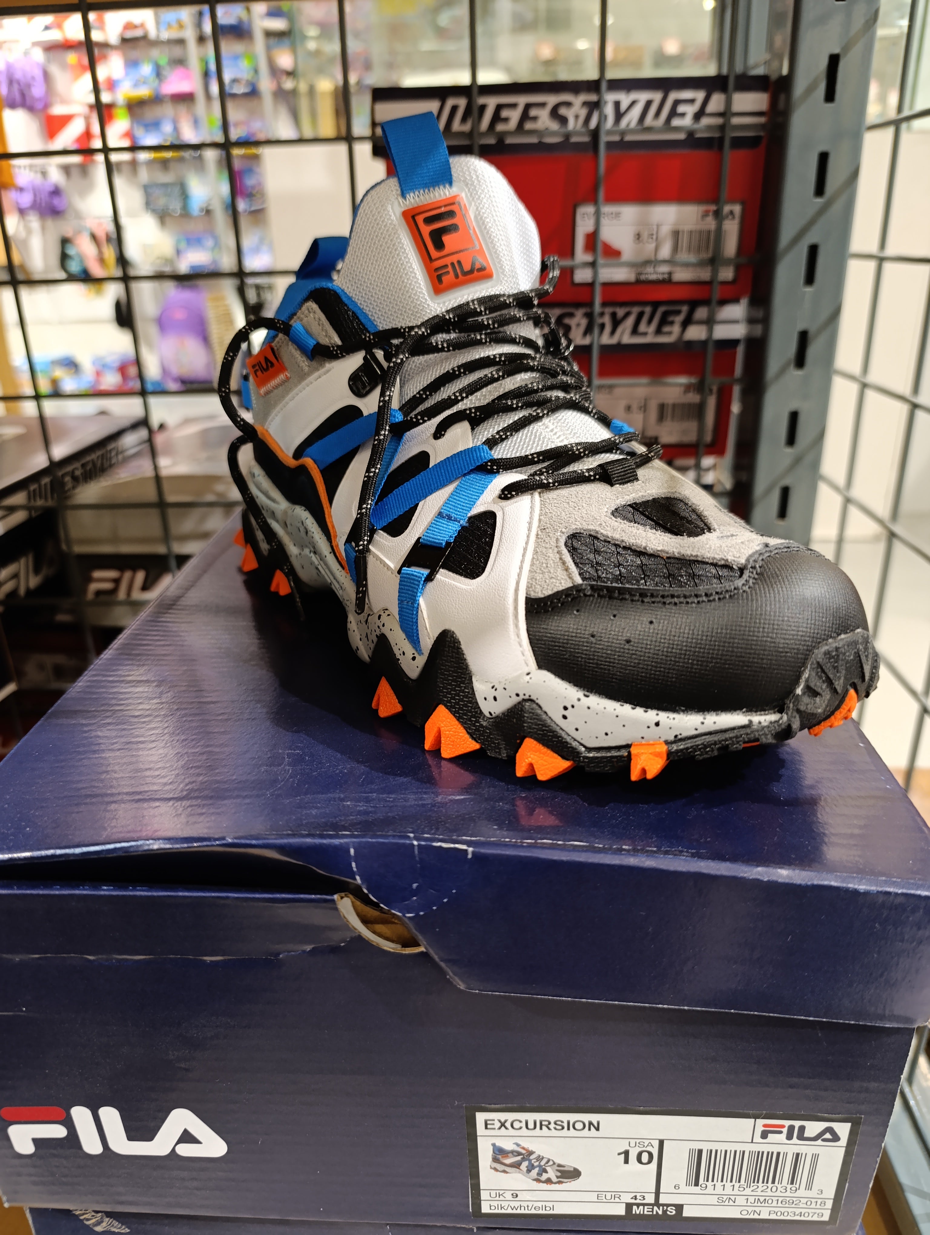 FILA Excursions BLK wht elbl Man's