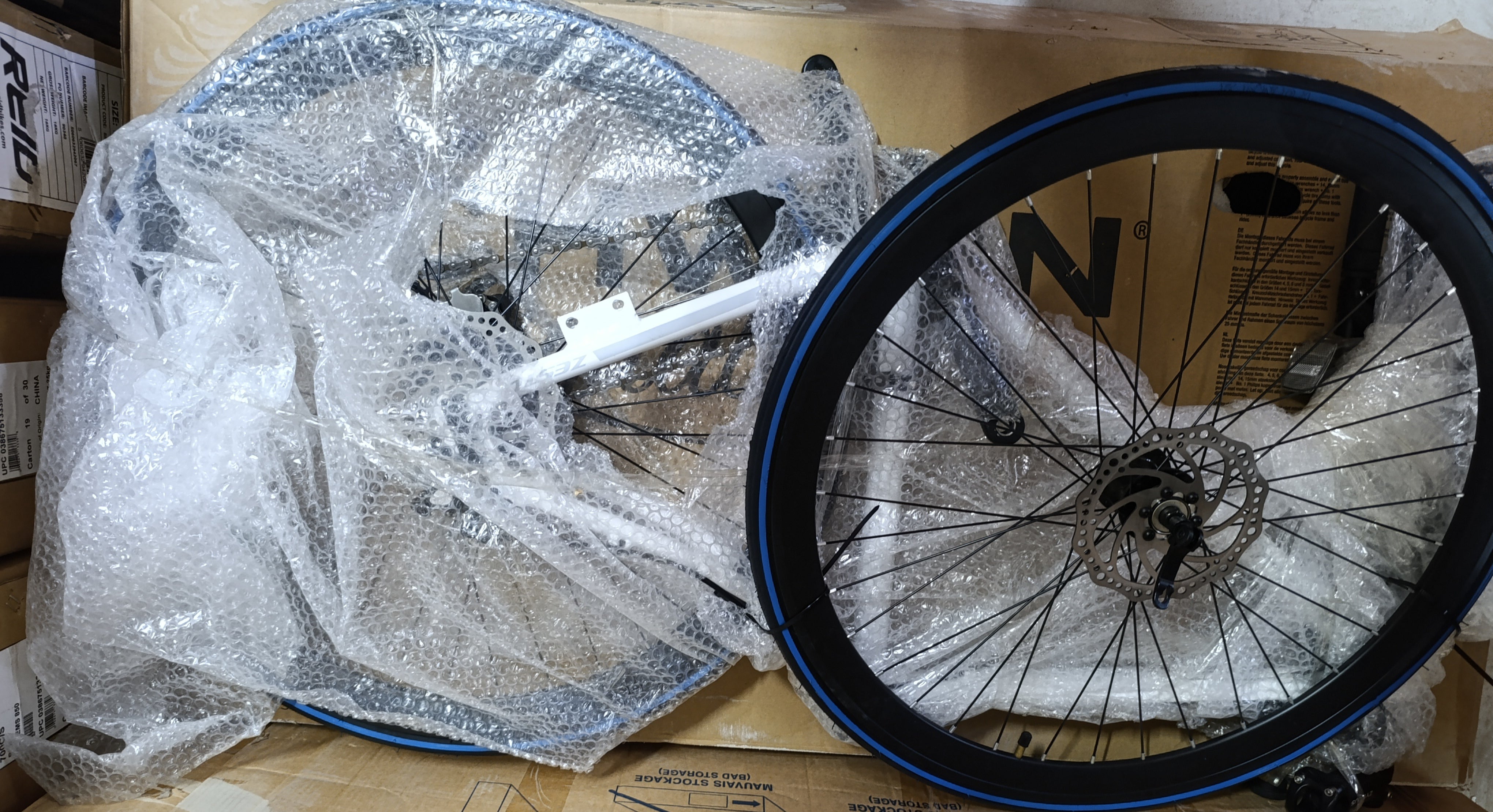 Zyklus Zesto Hybrid Bike White/ Medium