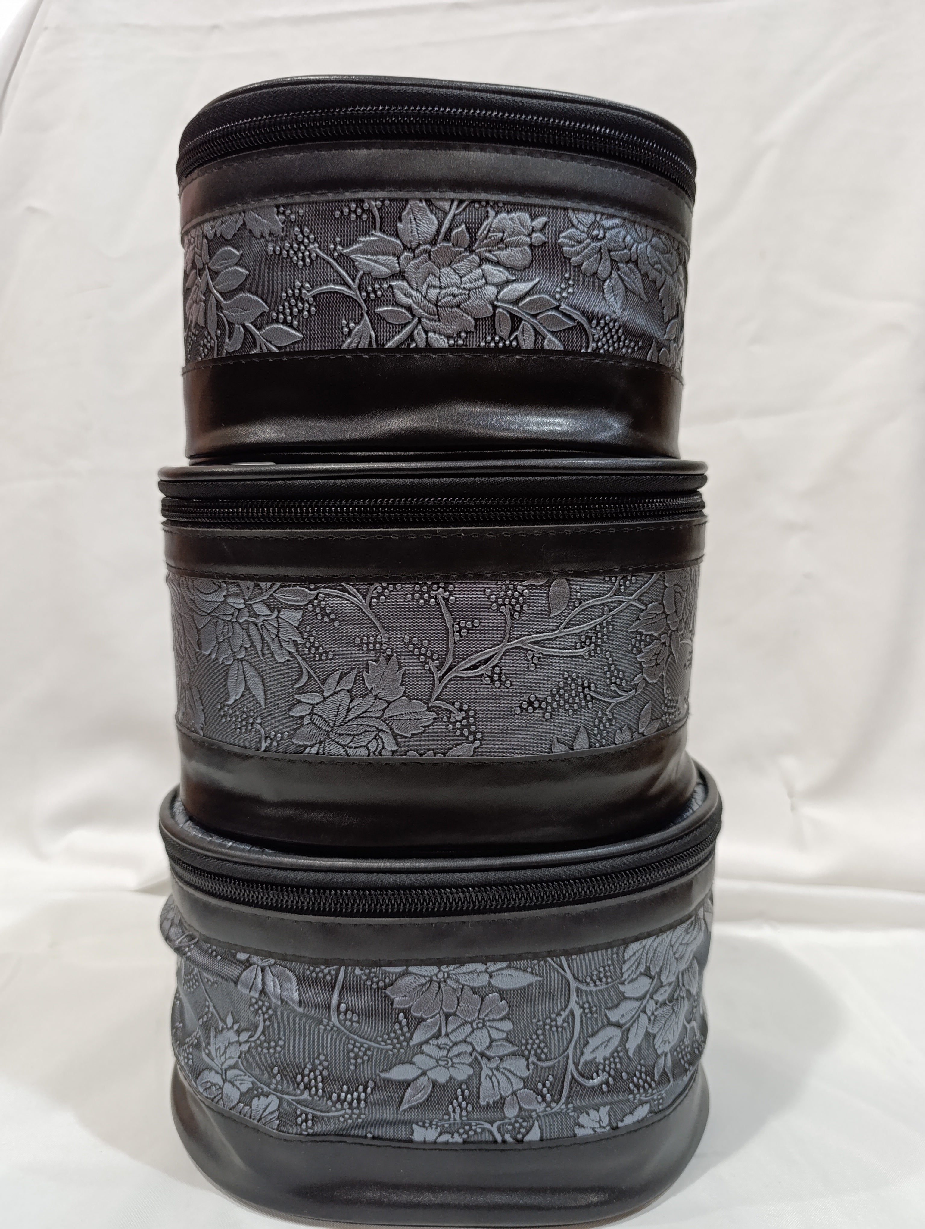 Makeup bag set