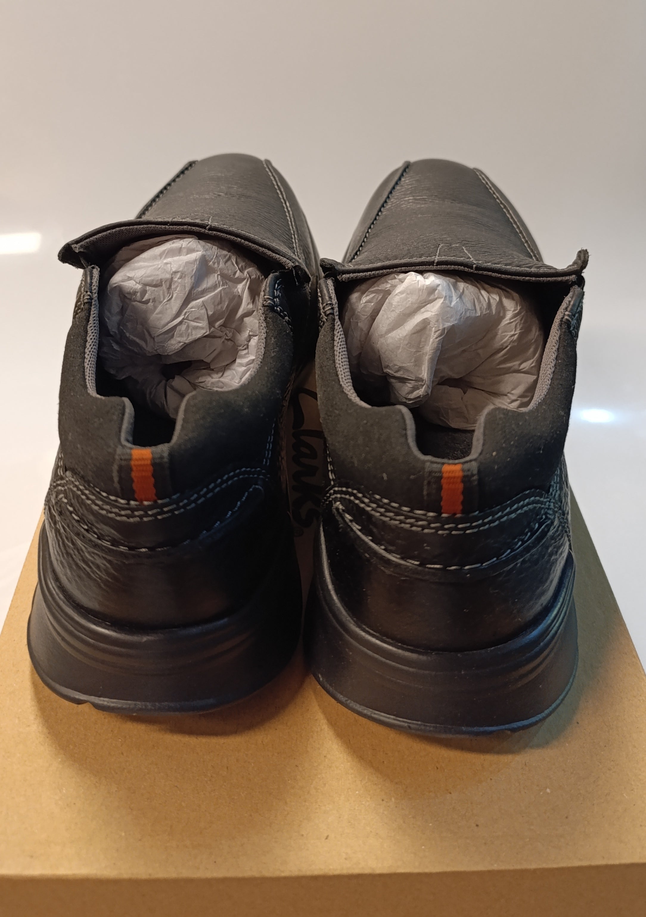 Clarks Bradley Step Men’s Casual Slip-On Leather Shoes