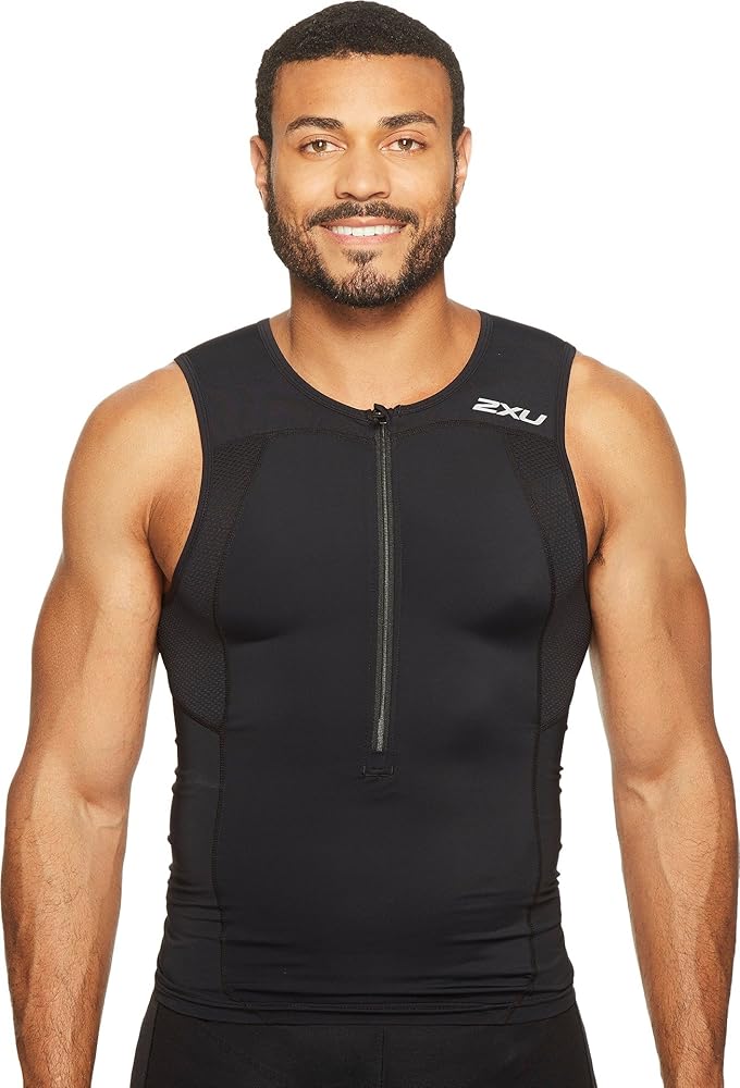 2XU Men's Active Tri Singlet / Small.