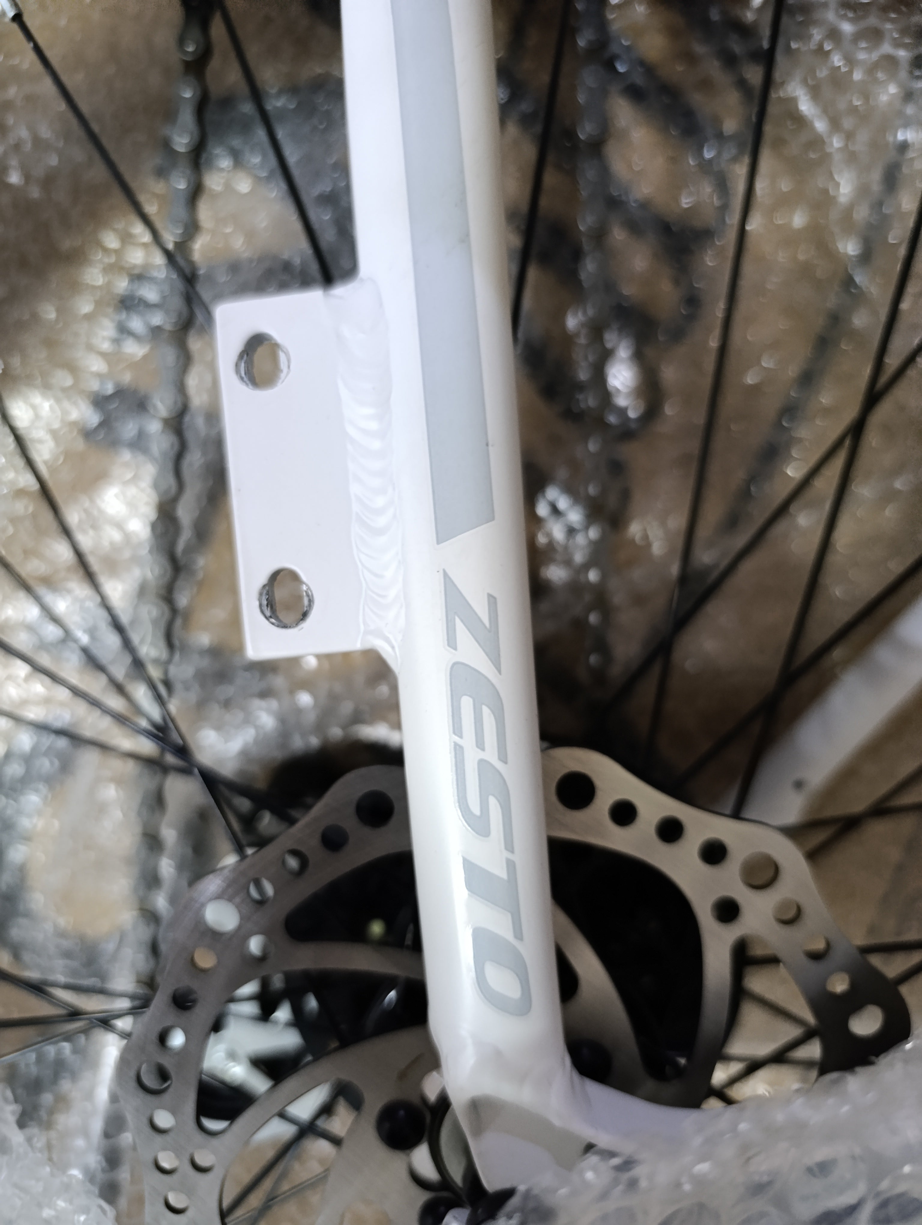 Zyklus Zesto Hybrid Bike White/ Medium