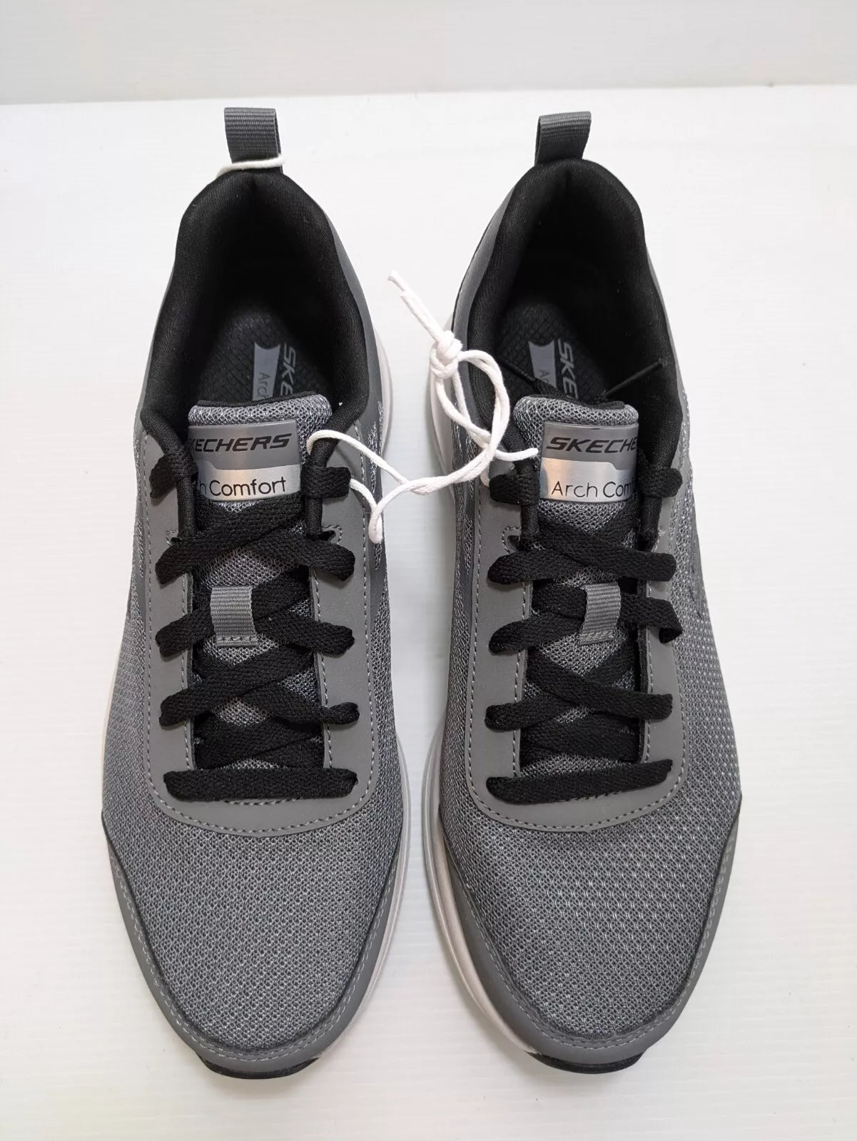 SIZE: 46 - Skechers Men's Arch Fit Oxford, Grey