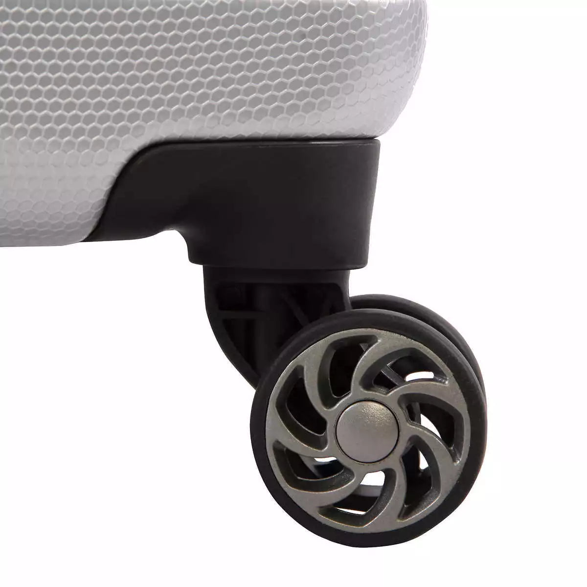 Original Penguin Keeper 2-piece Hardside Spinner Luggage Set Size: 30" & 22"