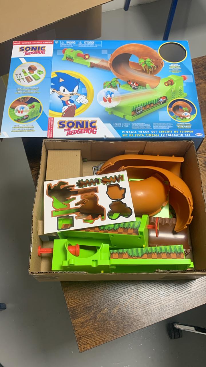 Sonic The Hedgehog Pinball Green Hill Zone Pinball Track Play Set |Looping Action & Automatic Bumper | 9Piece with Exclusive Sonic Sphere Included