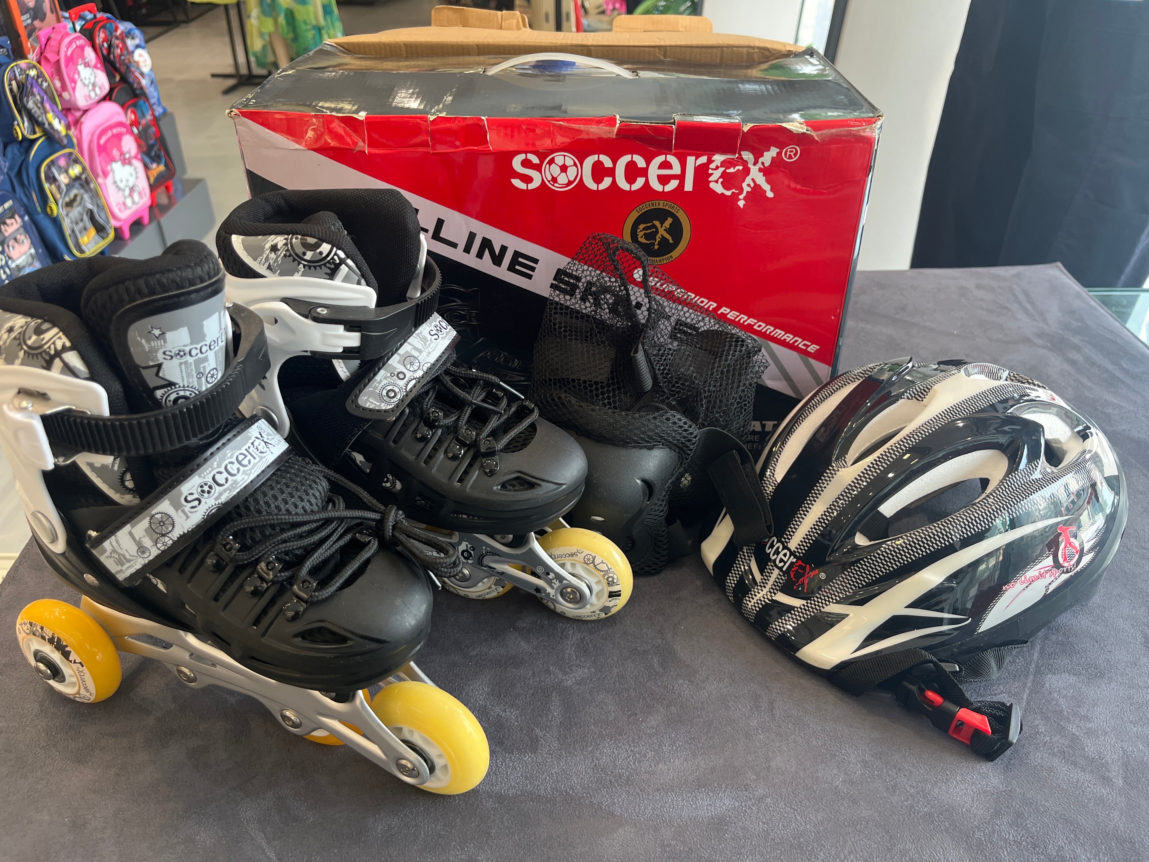 SOCCEREX INLINE KIDS BLACK COLOR SKATE
