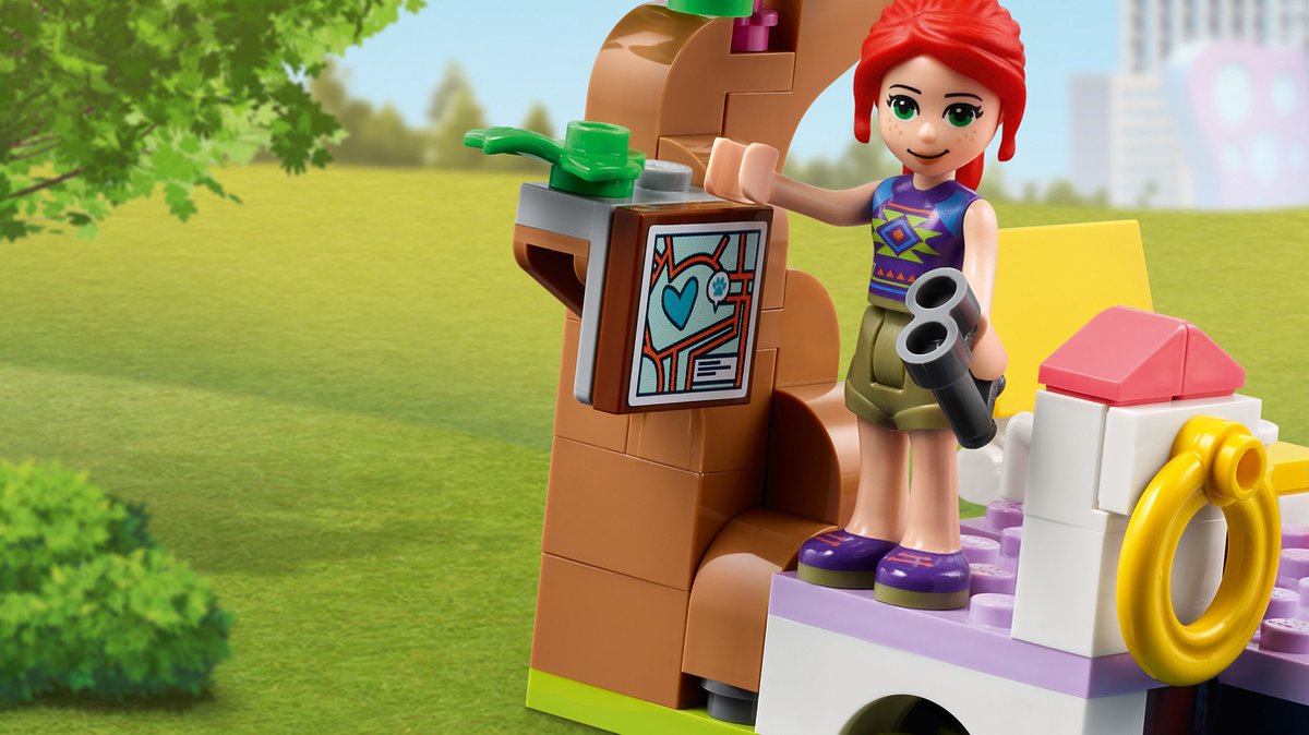 LEGO Friends Vet Clinic Rescue Helicopter (41692)