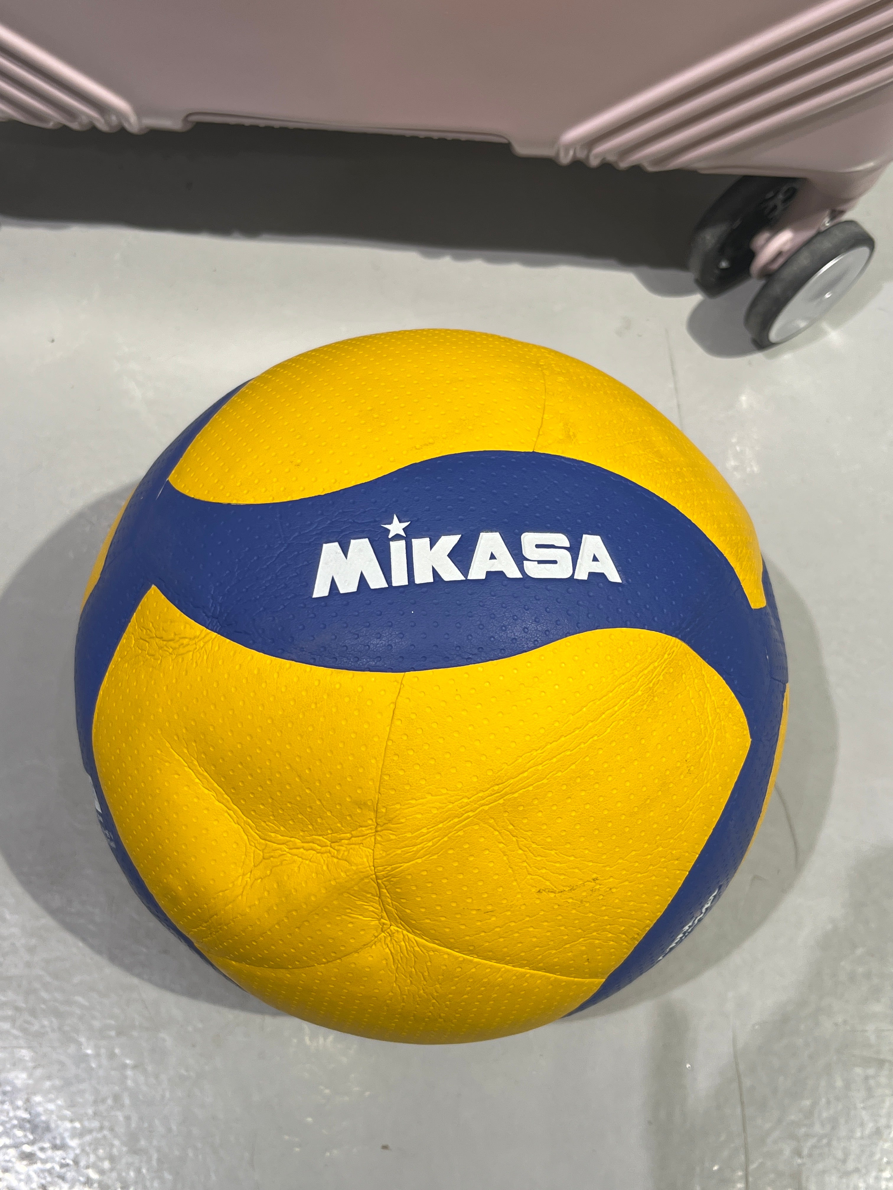 MIKASA YELLOW COLOR BALL