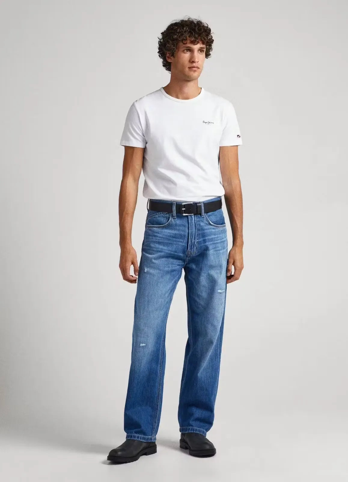 Pepe Jeans Printed Logo T-Shirt Stand Out in Style with this Trendy Essential Pepe Jeans t-shirt featuring a bold, printed logo. Crafted from comfortable cotton for a casual and stylish look. Shop Dubailisit!
