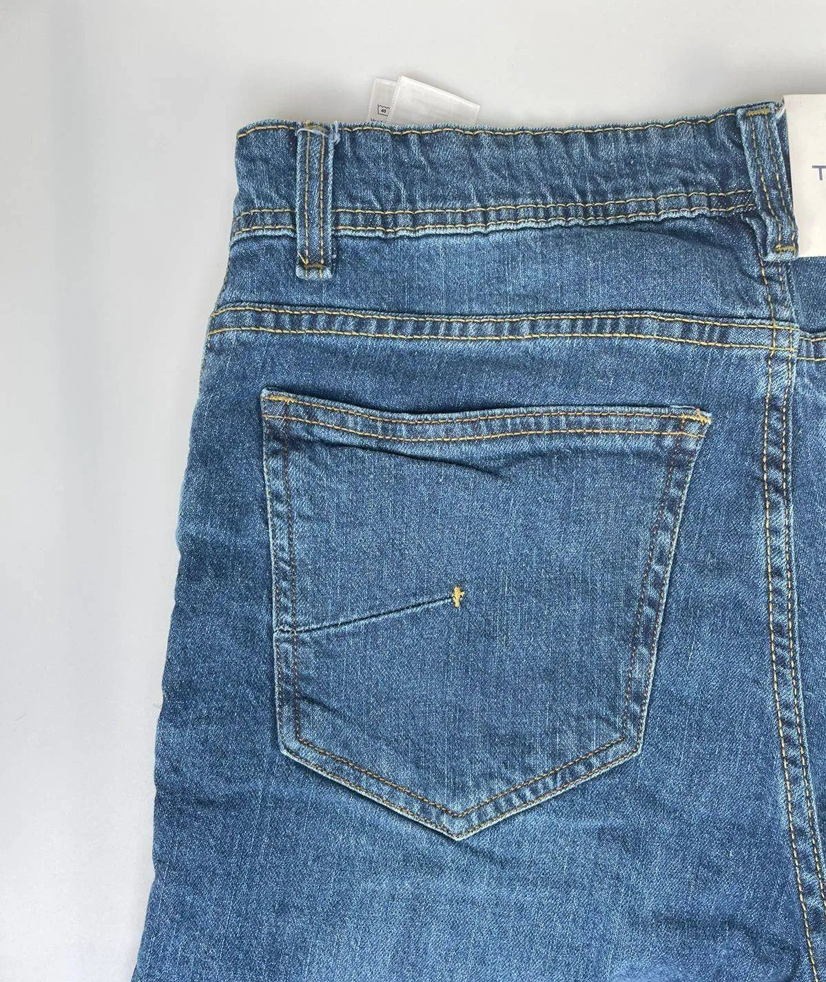 Tom Tailor Skinny Jeans: Elevate your style with flawless fit & crisp blue wash. (mention size if relevant)Designed to hug your legs comfortably for a sharp silhouette.Tom Tailor, slim skinny, blue, comfortable, stylish, everyday wear.