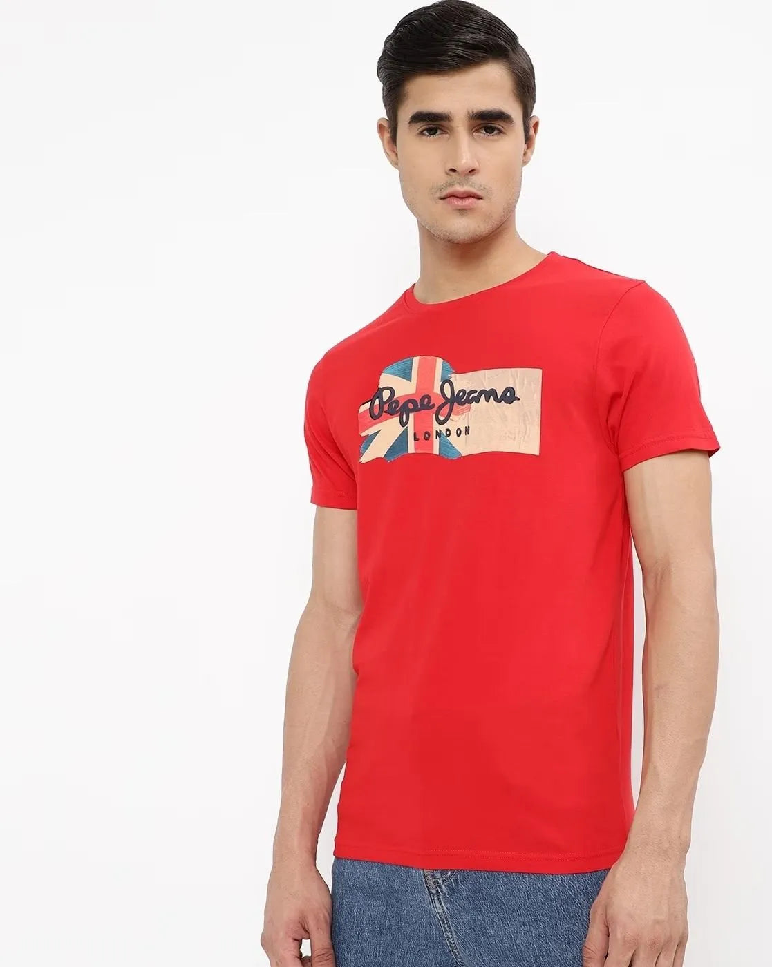 Pepe Jeans London T-Shirt: Channel iconic London style with this slim-fit tee featuring a bold flag print.Pepe Jeans London T-Shirt: Channel iconic London style with this slim-fit tee featuring a bold flag print.