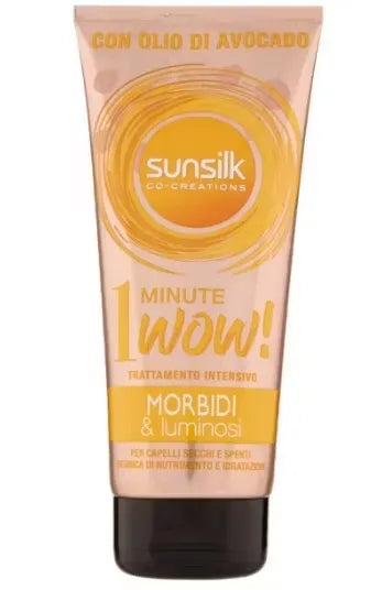 Close-up of a yellow squeeze tube of Sunsilk 1 Minute Wow Morbidi & Luminosi Conditioner highlighting its sleek design and ingredients.
