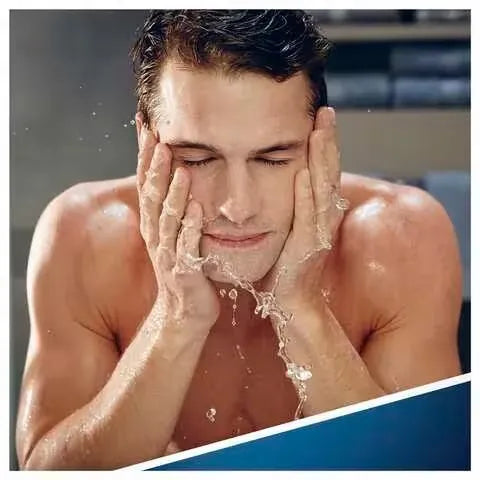 رغوة حلاقة جيليت للبشرة الحساسة 200 مل مع المنثول - تهدئ البشرة وتمنحها حلاقة مريحة