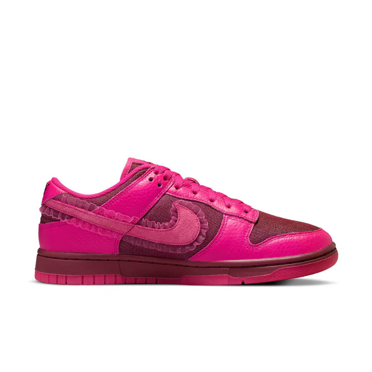 Nike Dunk Low 'Valentine's Day' - (DQ9324-600)