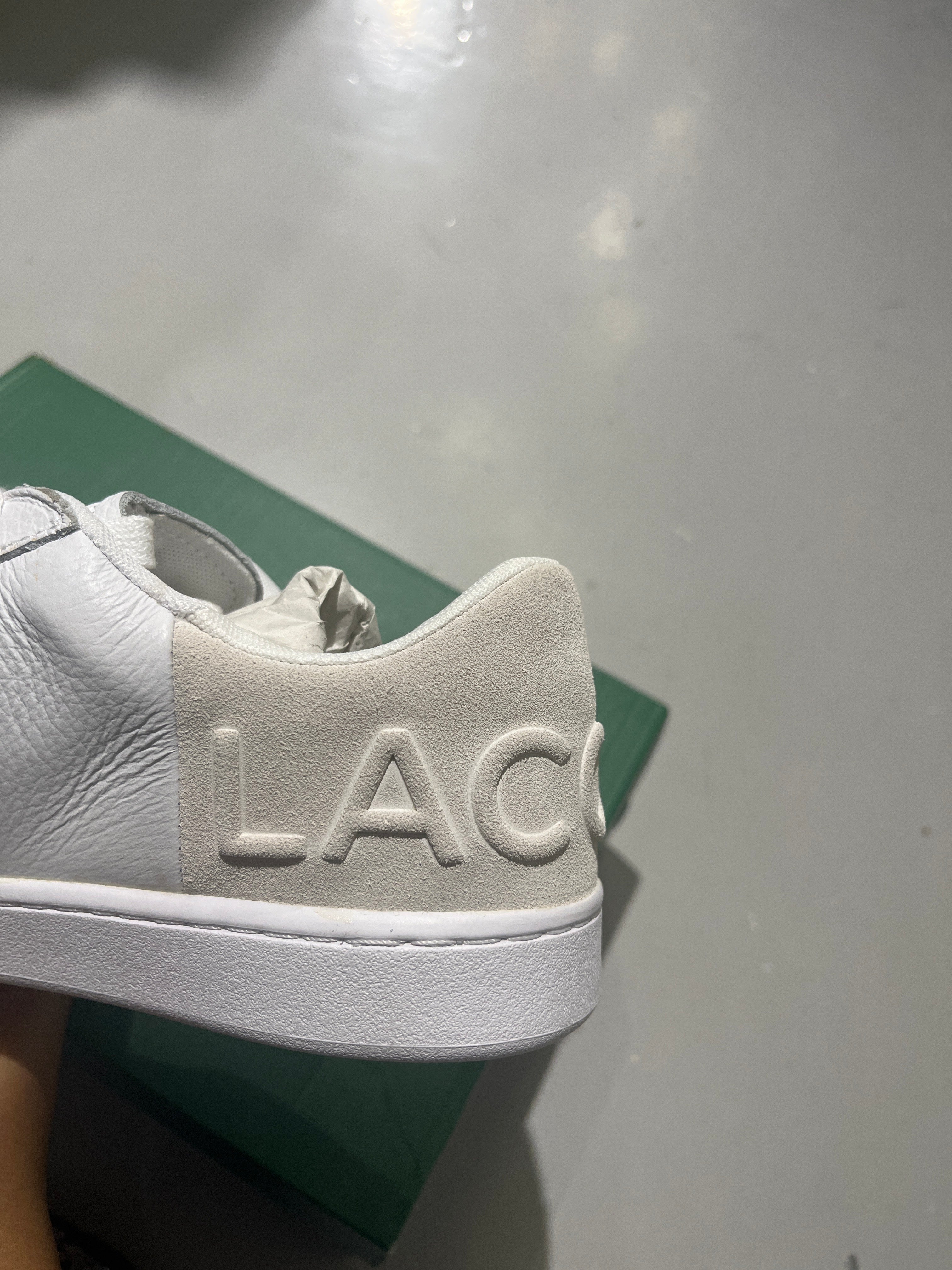 Lacoste Carnaby Pro Tumbled Leather White & Grey Sneakers