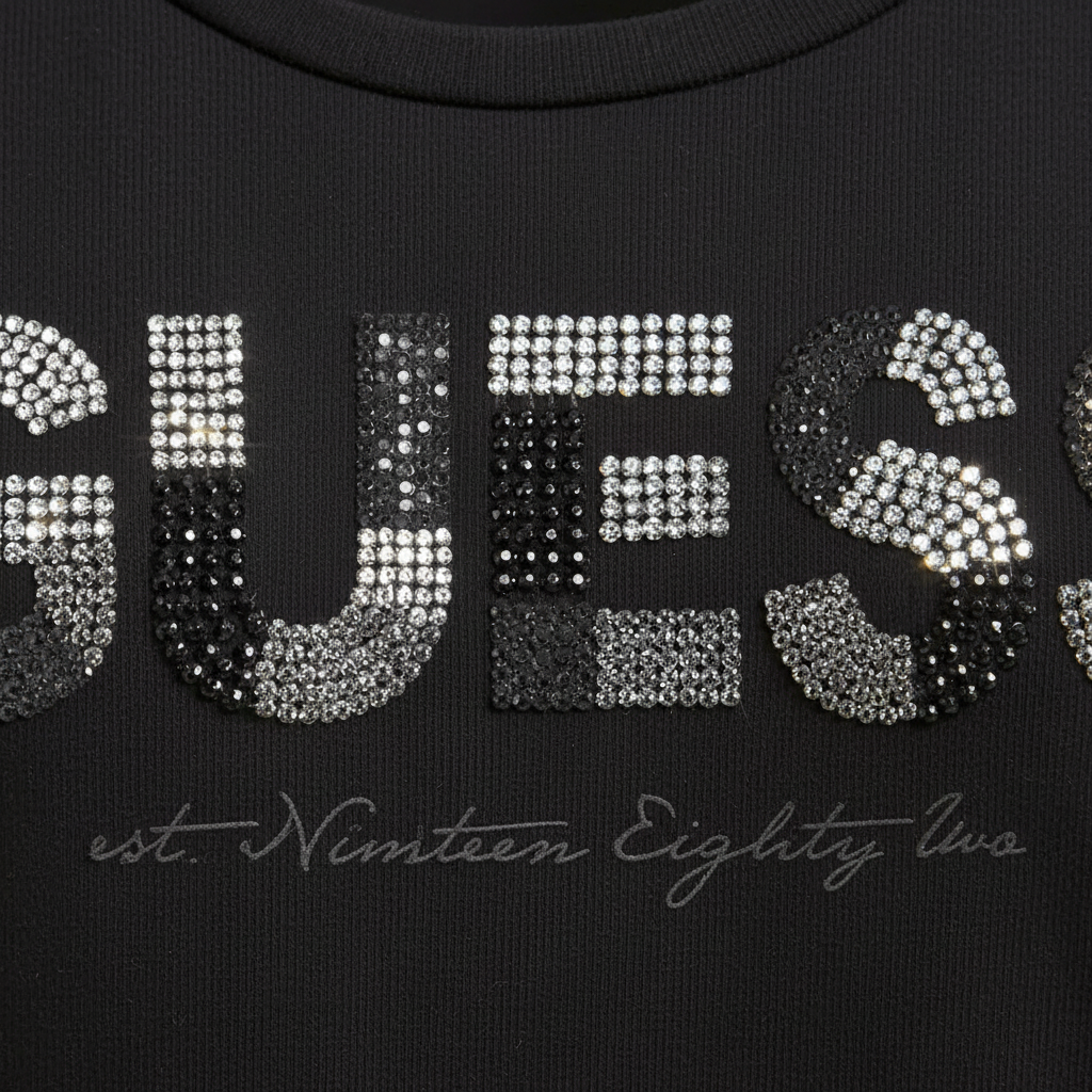 4 – Crystal Logo Close-Up