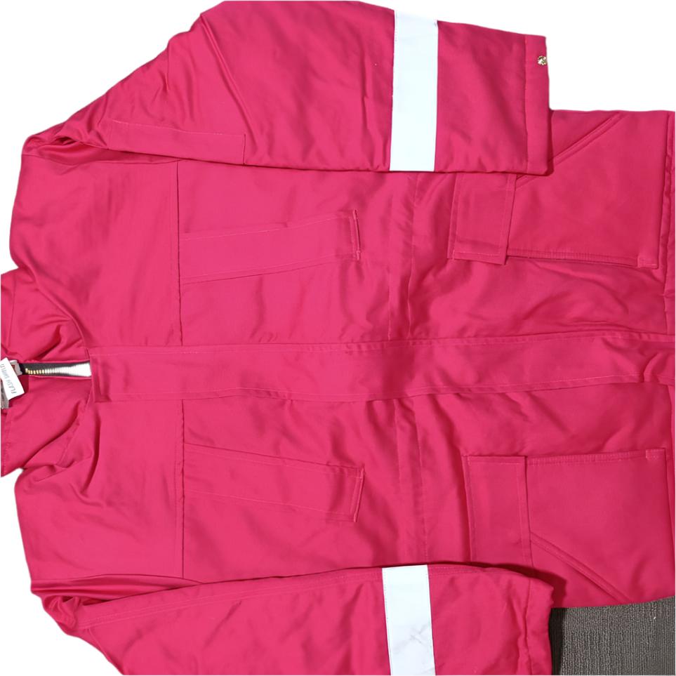 Lightweight and Flexible Jacket with Thermal and Fire Protection
