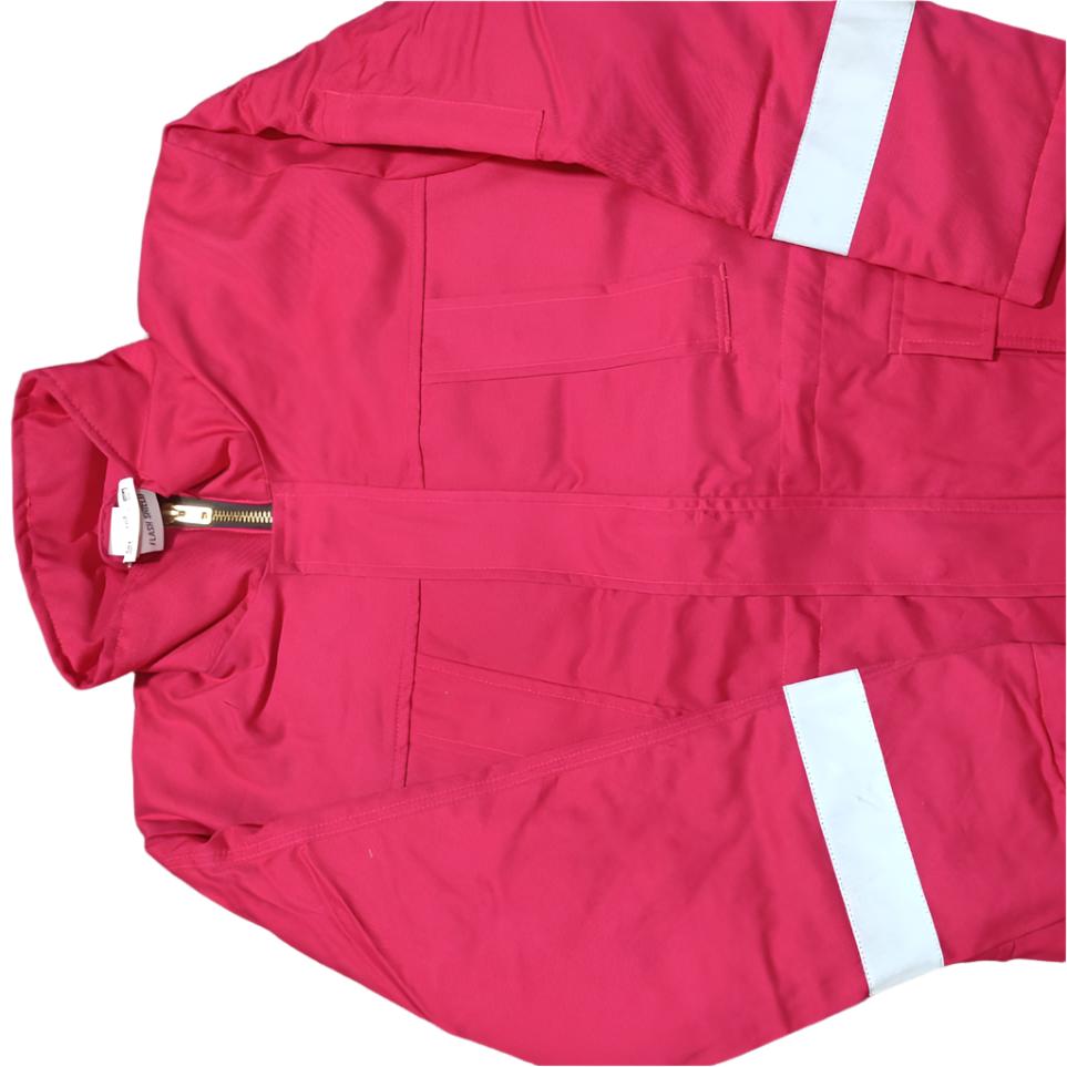 Lightweight and Flexible Jacket with Thermal and Fire Protection
