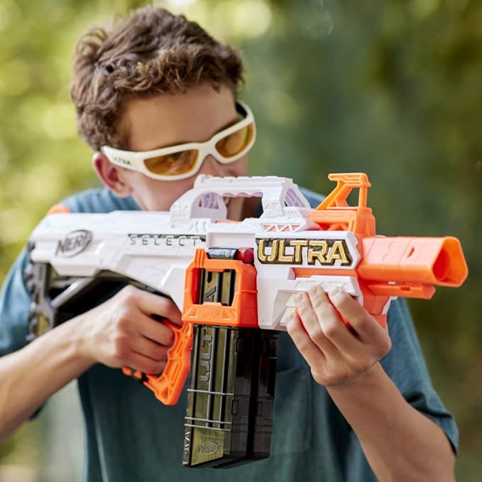 Nerf Ultra Select is a fully motorized blaster with 2 fire options, with magazines and darts