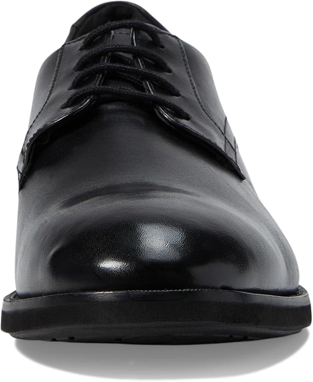 Clarks Men's UNH Lace-Up Oxford Shoe