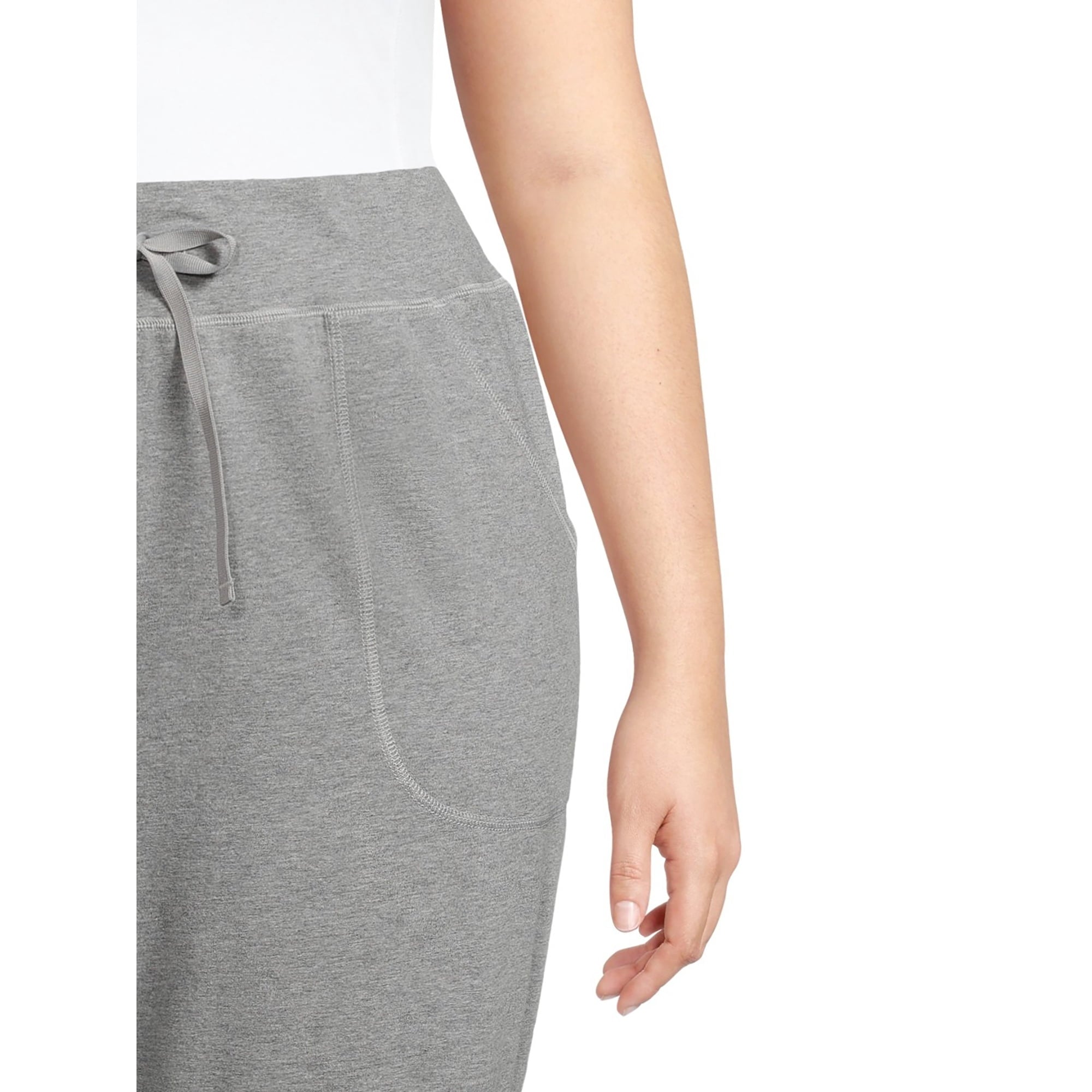 SIZE: 3XL(24W-26W) - Athletic Works Women's and Women's Plus Core Knit Capri