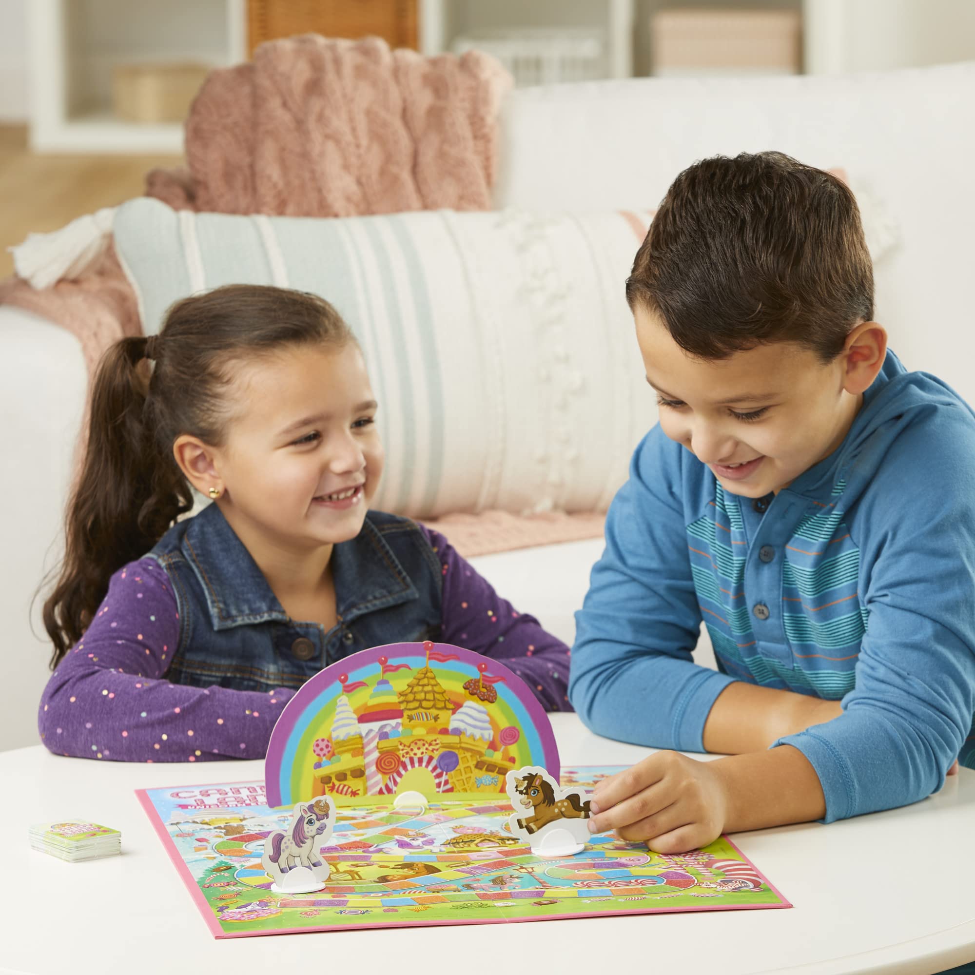 Hasbro Gaming Candy Land Unicorn Edition Board Game, Toddler Games, Unicorn Toys, Perfect Kids Gifts, Kids Board Games, Ages 3 and Up (Amazon Exclusive)