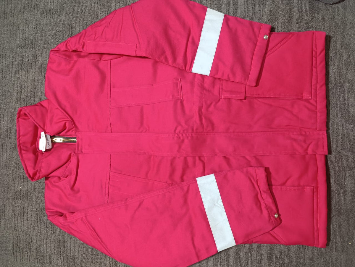 Lightweight and Flexible Jacket with Thermal and Fire Protection