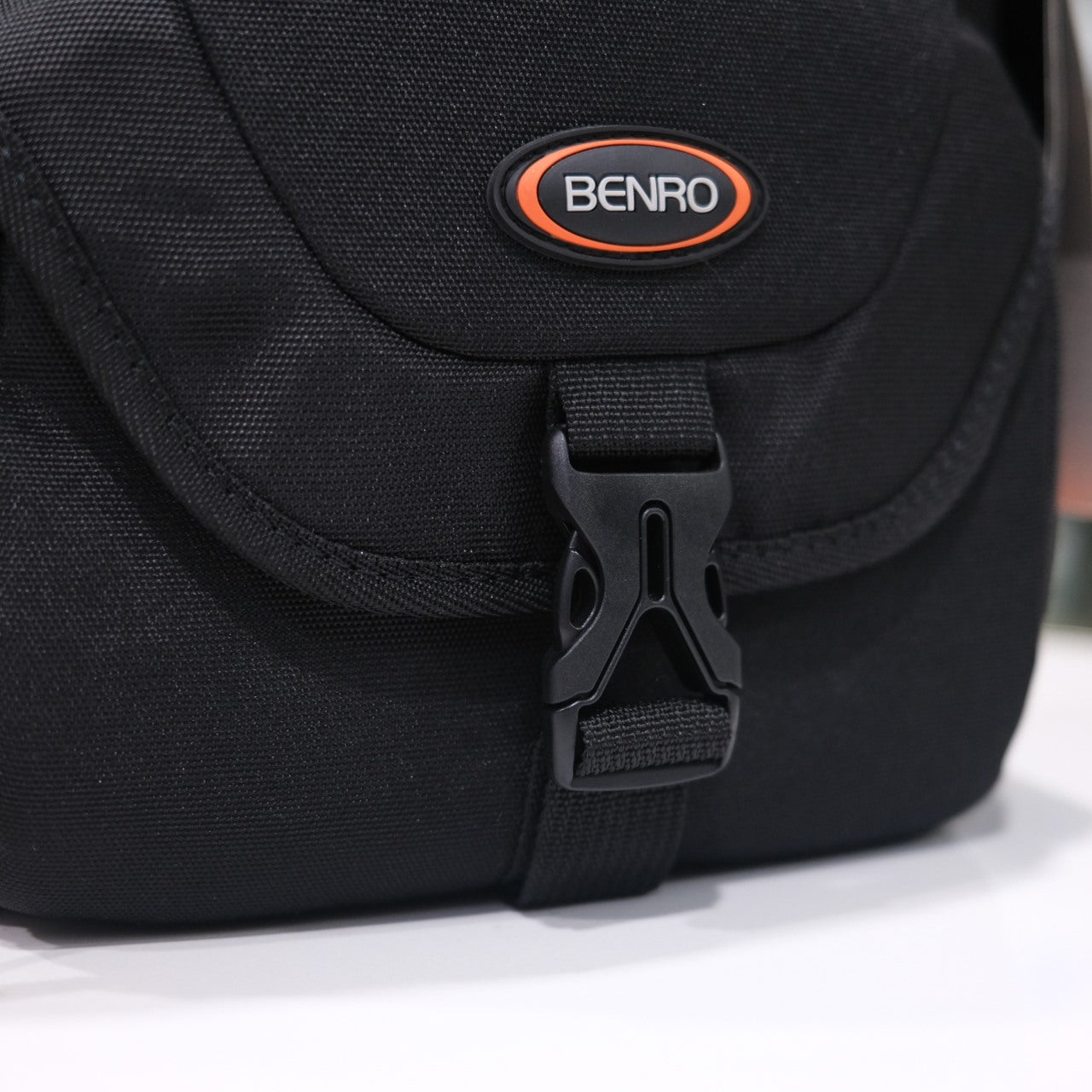 Benro Syte 10 Black Elegant Shoulder Bag