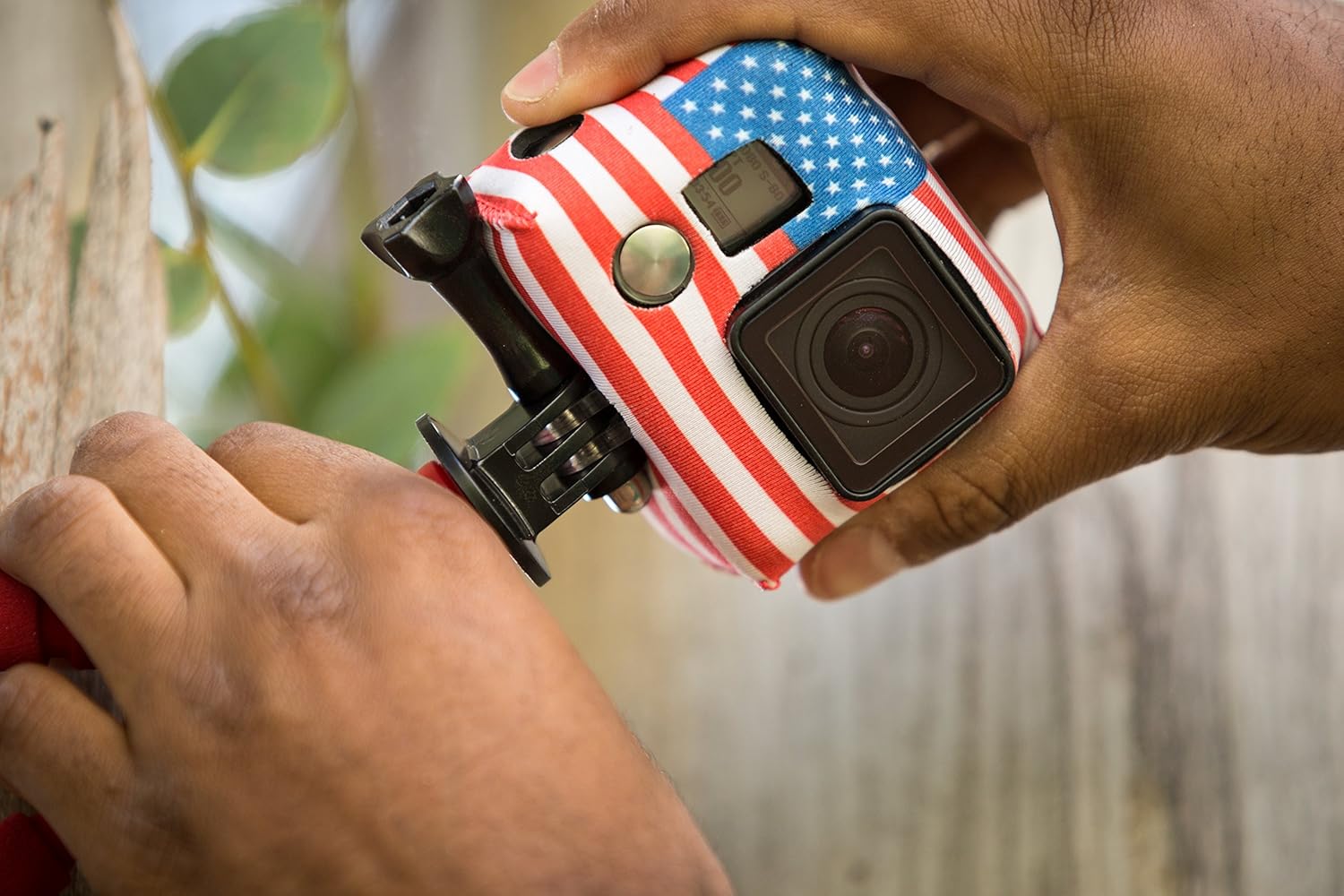 Xsories – Tuxsedo Americana Camera Accessories