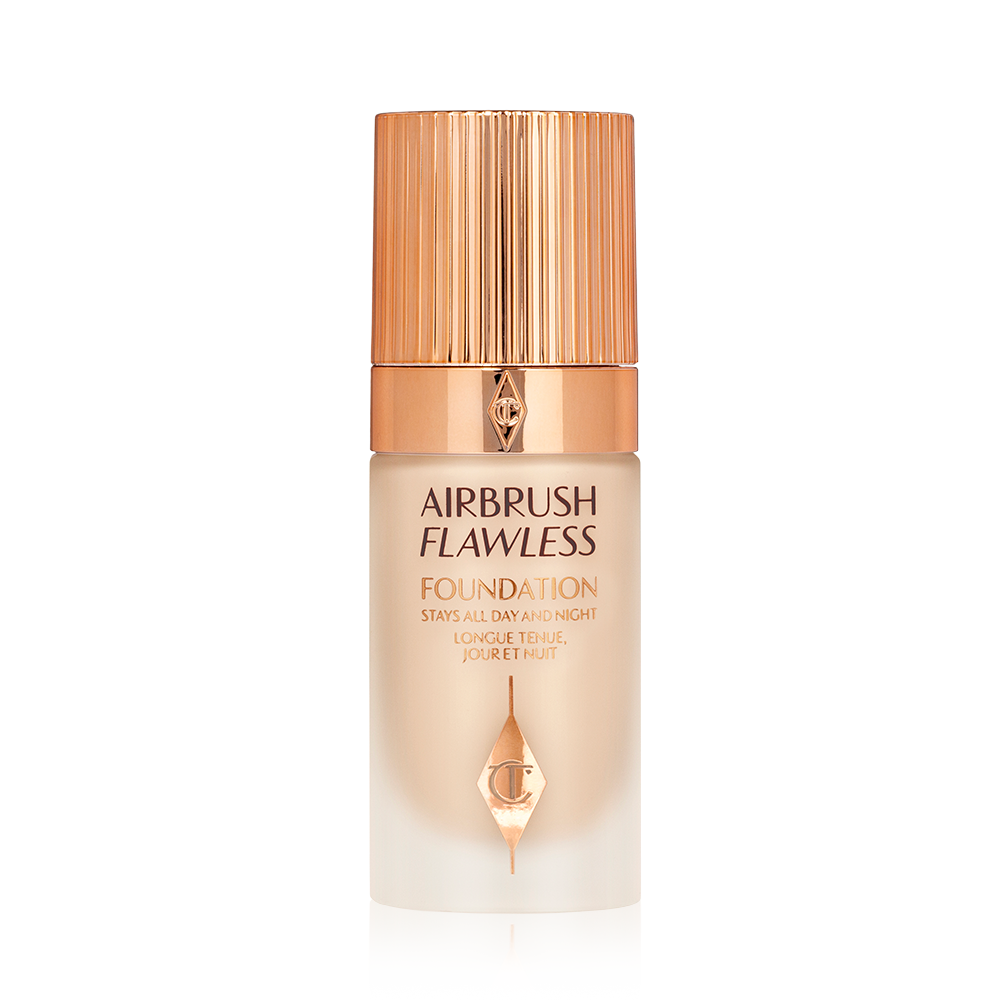 Charlotte Tilbury Airbrush Flawless Foundation 3 Neutral - closed bottle
