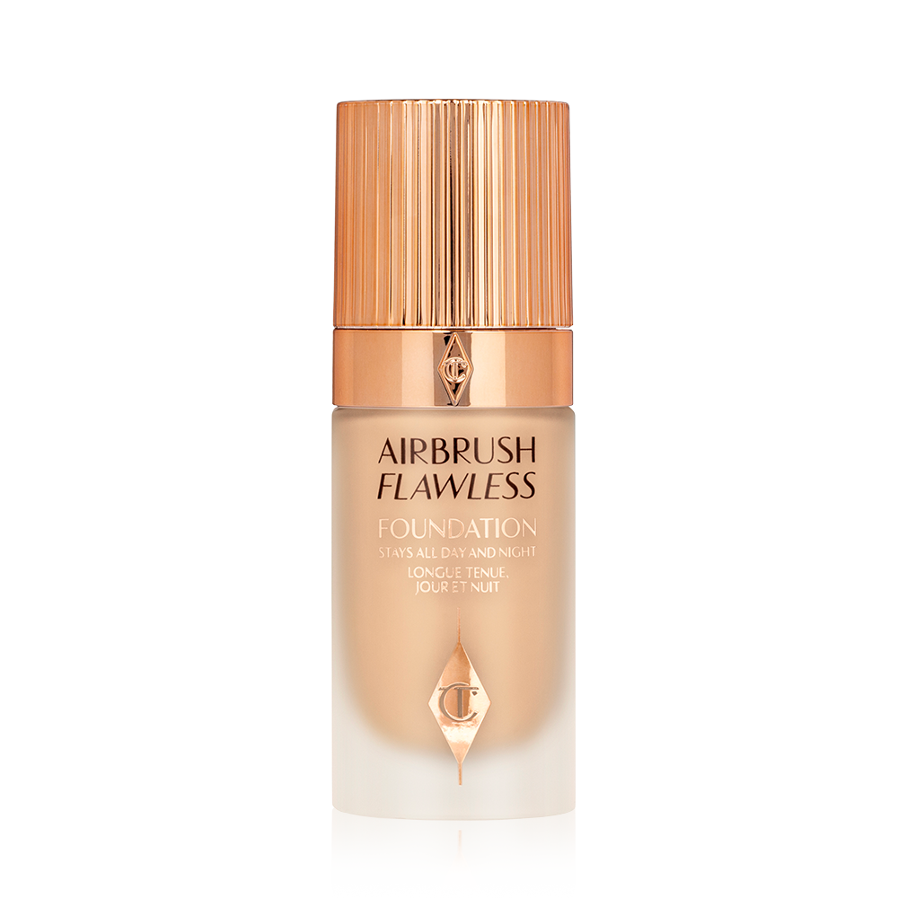 Charlotte Tilbury Airbrush Flawless Foundation 6 Neutral - closed bottle