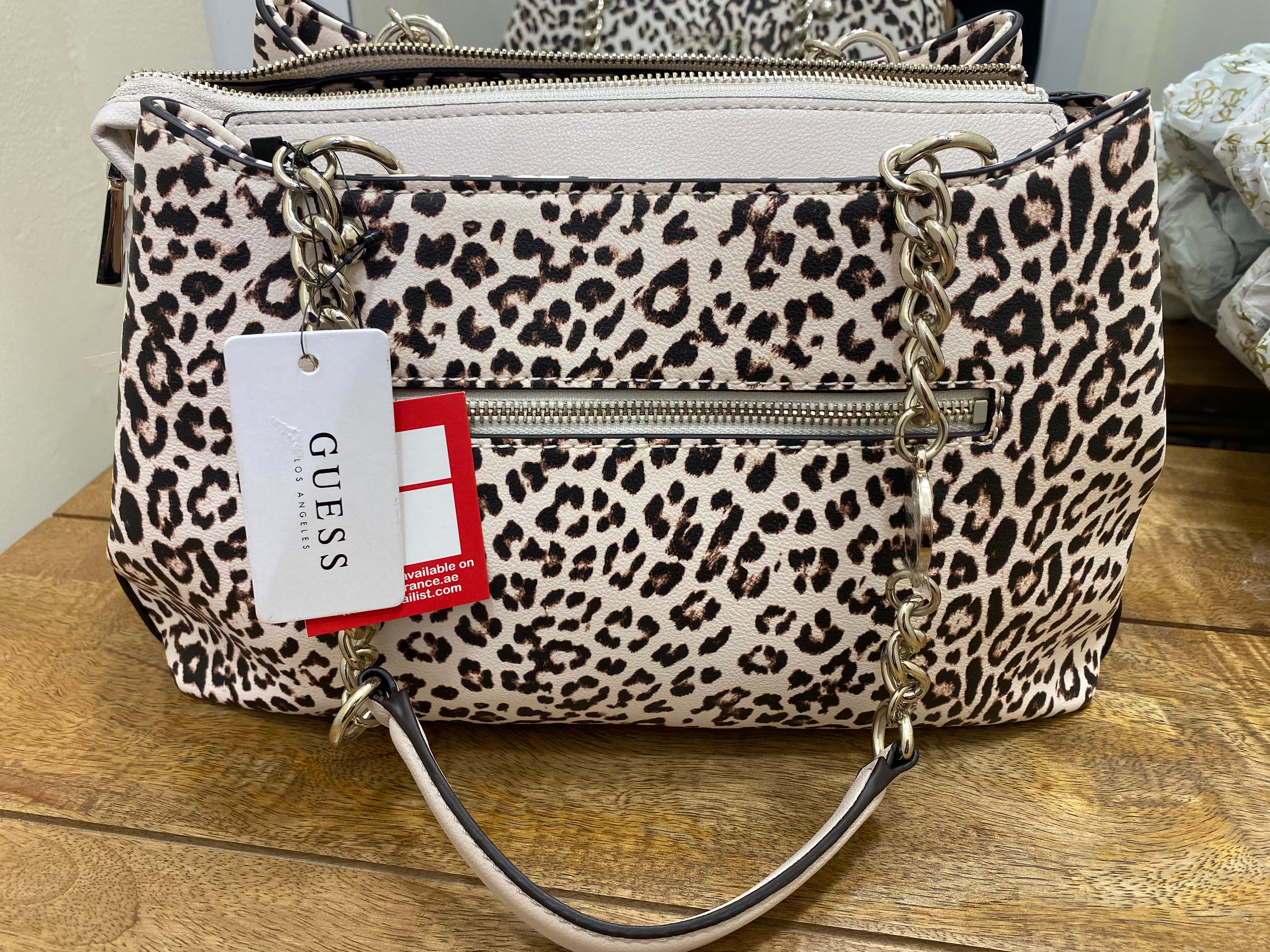 Guess Womens Satchel HandBag - Leopard