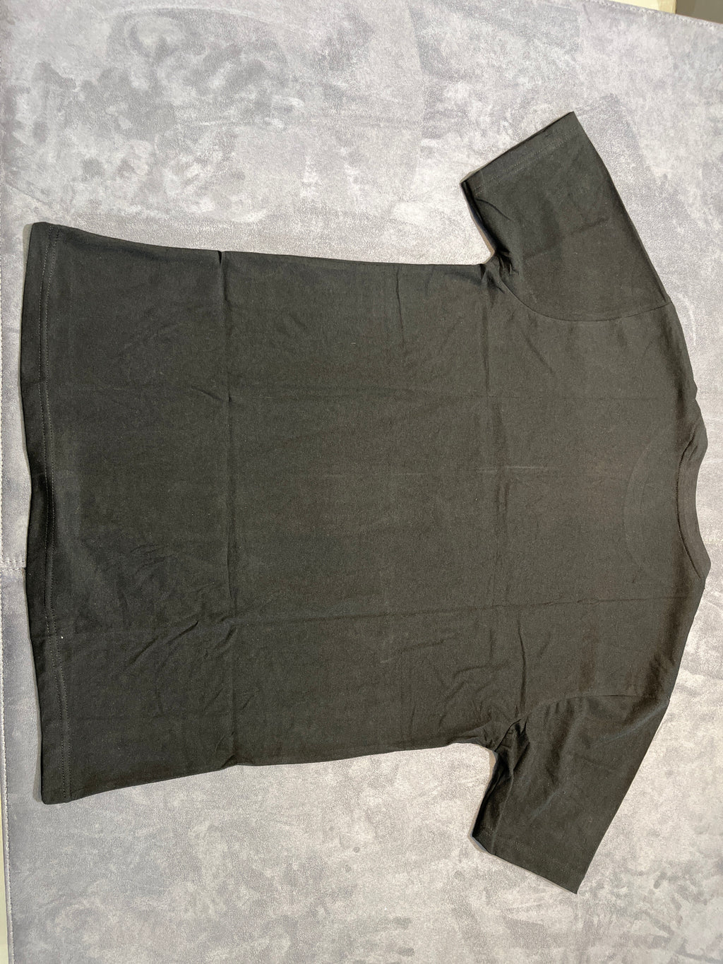 BS Style Men's Black "EARTH" Graphic Printed T-Shirt