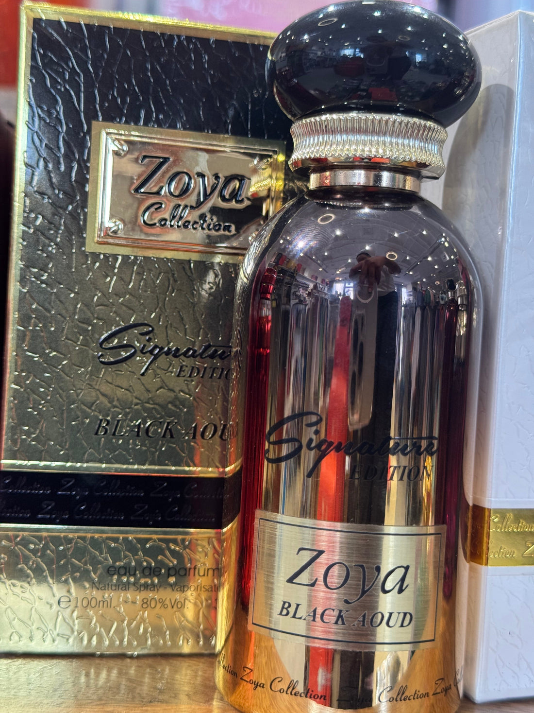 عطر أو دي بارفان بلاك عود من مجموعة زويا سيغنتشر للرجال 100 مل