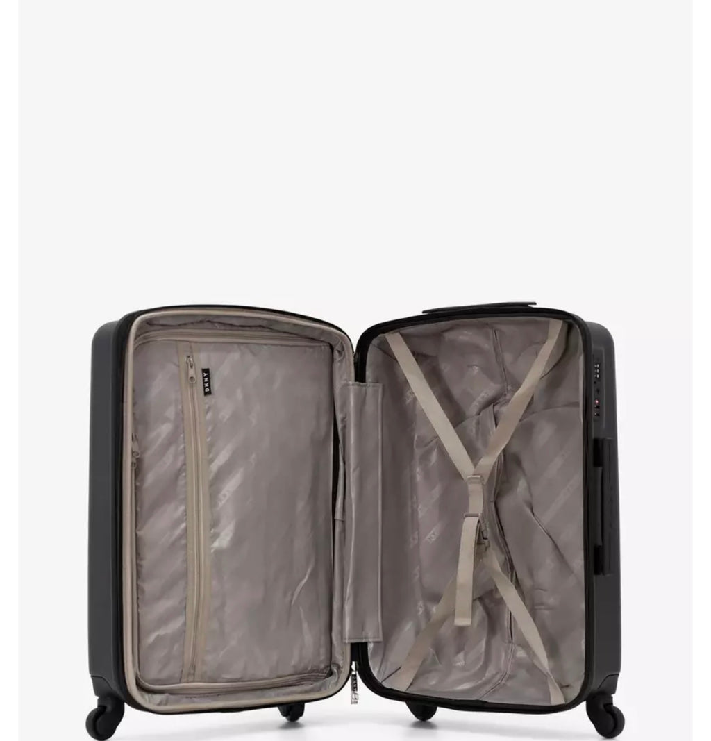 DKNY Intl حقيبة ترولي سوداء قائمة للترويج DM414PR1