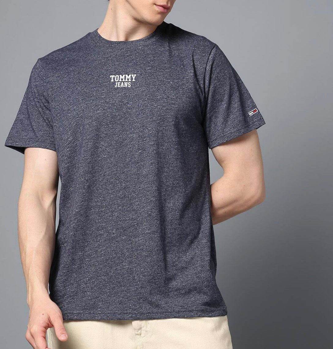 Tommy jeans menswear t-shirt s23jmkt392