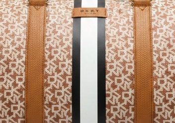 DKNY Vola Vintage Signature Strip Duffle Maple Bag Luggage DO120ST2
