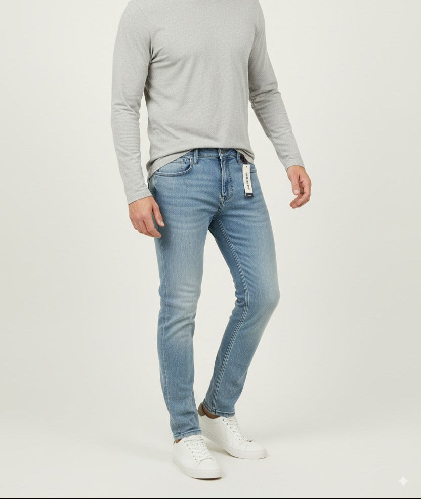 OLD NAVY LIGHT BLUE JEANS