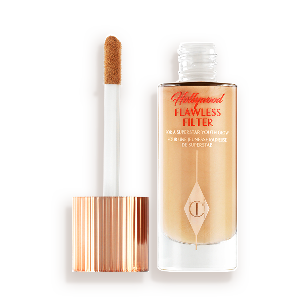 Charlotte Tilbury Hollywood Flawless Filter 2.5 Fair - open bottle with applicator