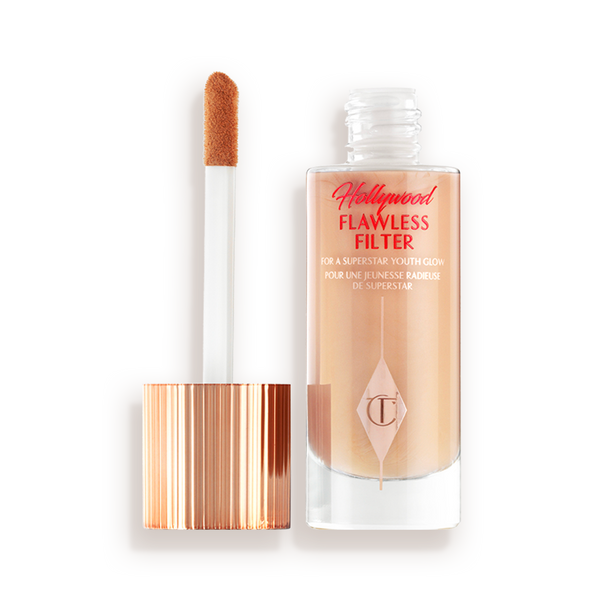 Charlotte Tilbury Hollywood Flawless Filter 2 Fair - open bottle with applicator