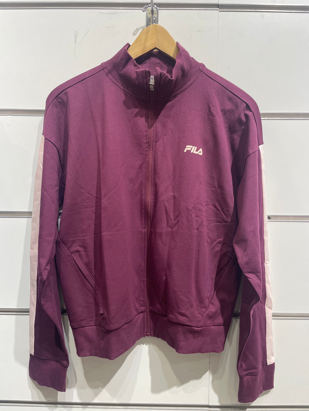 جاكيت رياضي نسائي Fila Power Moves FW231150-522