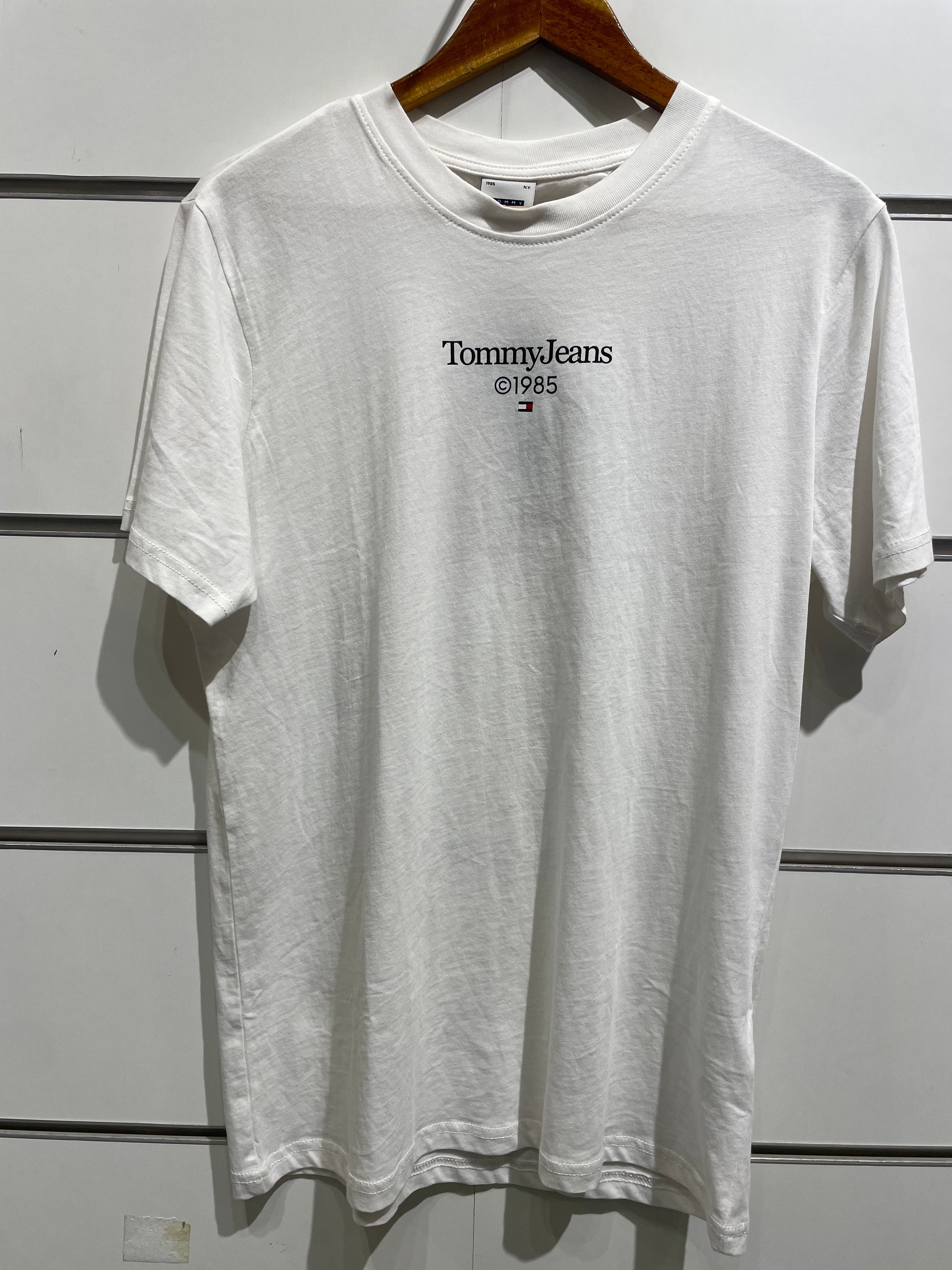 Tommy jeans menswear t-shirt s24jmkt143