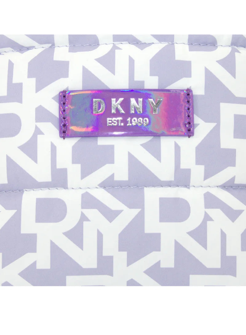 حقيبة تجميل منفوخة باللونين الأبيض واللافندر سكايلايت من DKNY