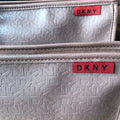 حقيبة مستحضرات التجميل DKNY T Stand M+L Posy Pouch Rose DSS20ES9
