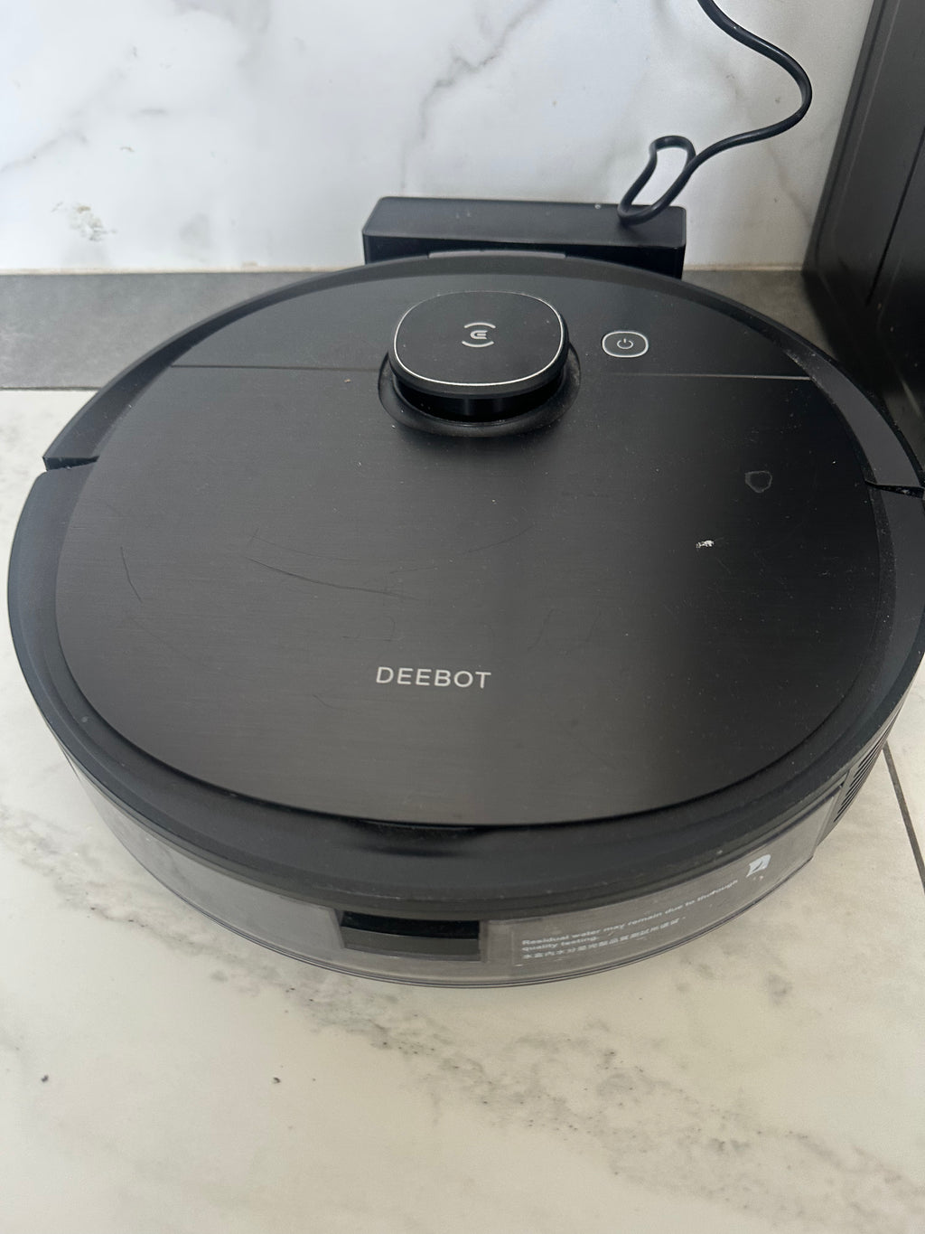 Deebot robot vacuum - as is - requires programming maybe