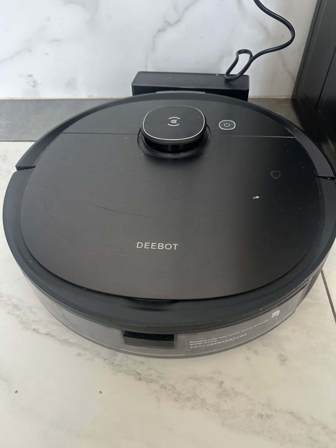 Deebot robot vacuum - as is - requires programming maybe