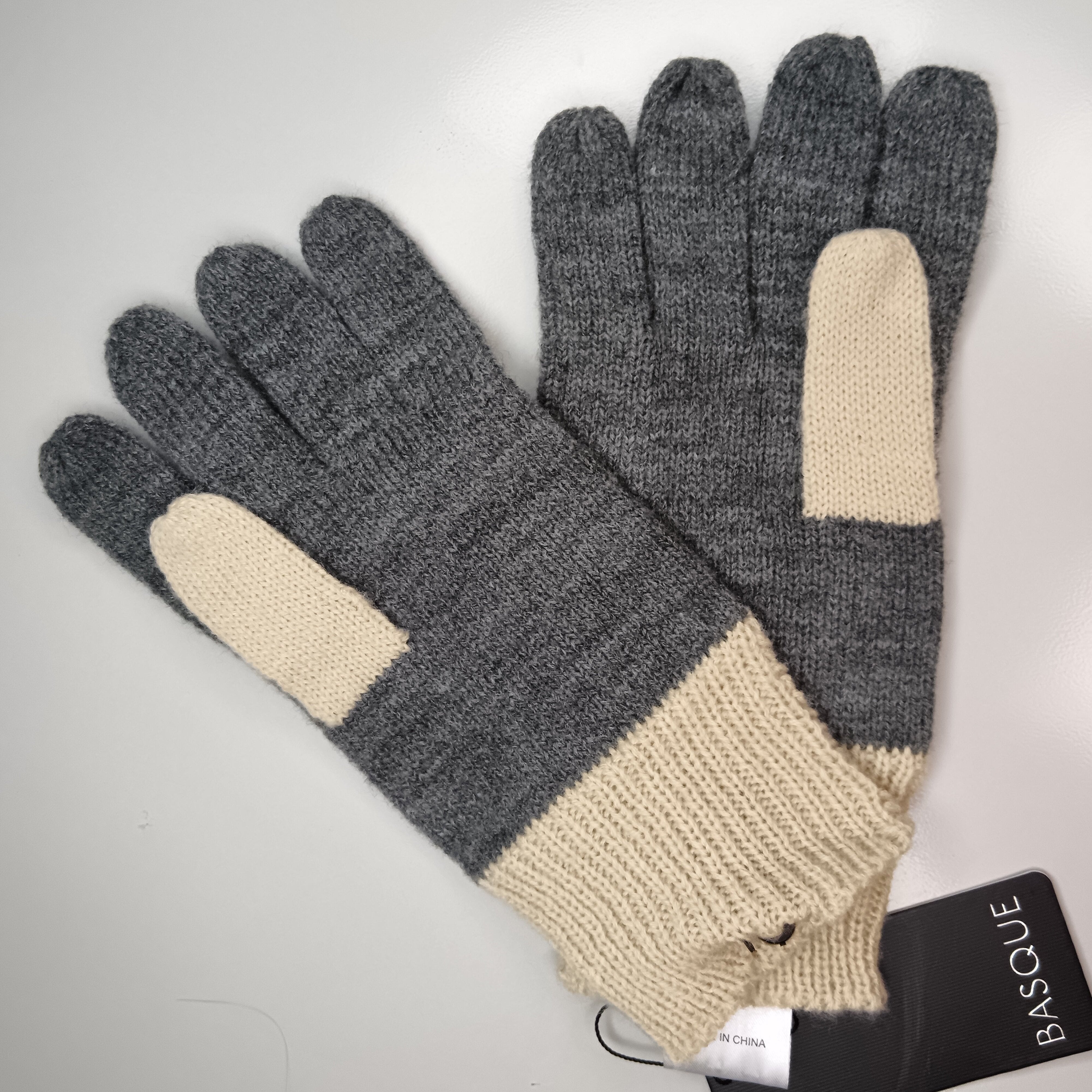 Basque Winter 21kgLove-2 Charcoal One Size