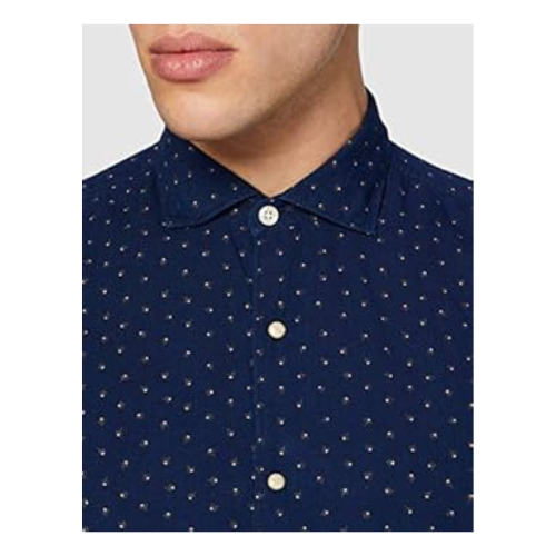 قميص ساكور بقصّة Slim Fit Comfort Poplin: أناقة مُصمّمة خصيصاً تُناسب الراحة القصوى