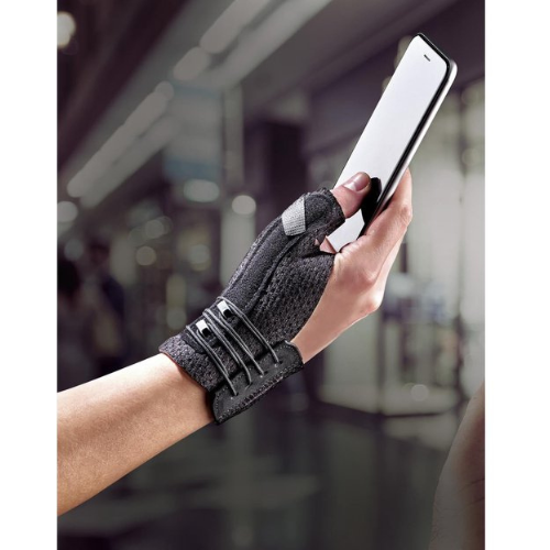 FUTURO ENGERGIZING WRIST SUPPORT